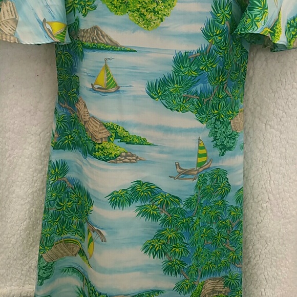 Rare Vintage Hawaiian flutter sleeves long dress - Picture 2 of 8